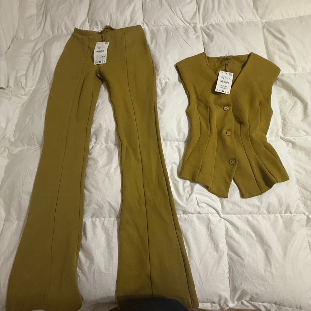 Aritzia Mustard Boot Cut Pants & Vest Set